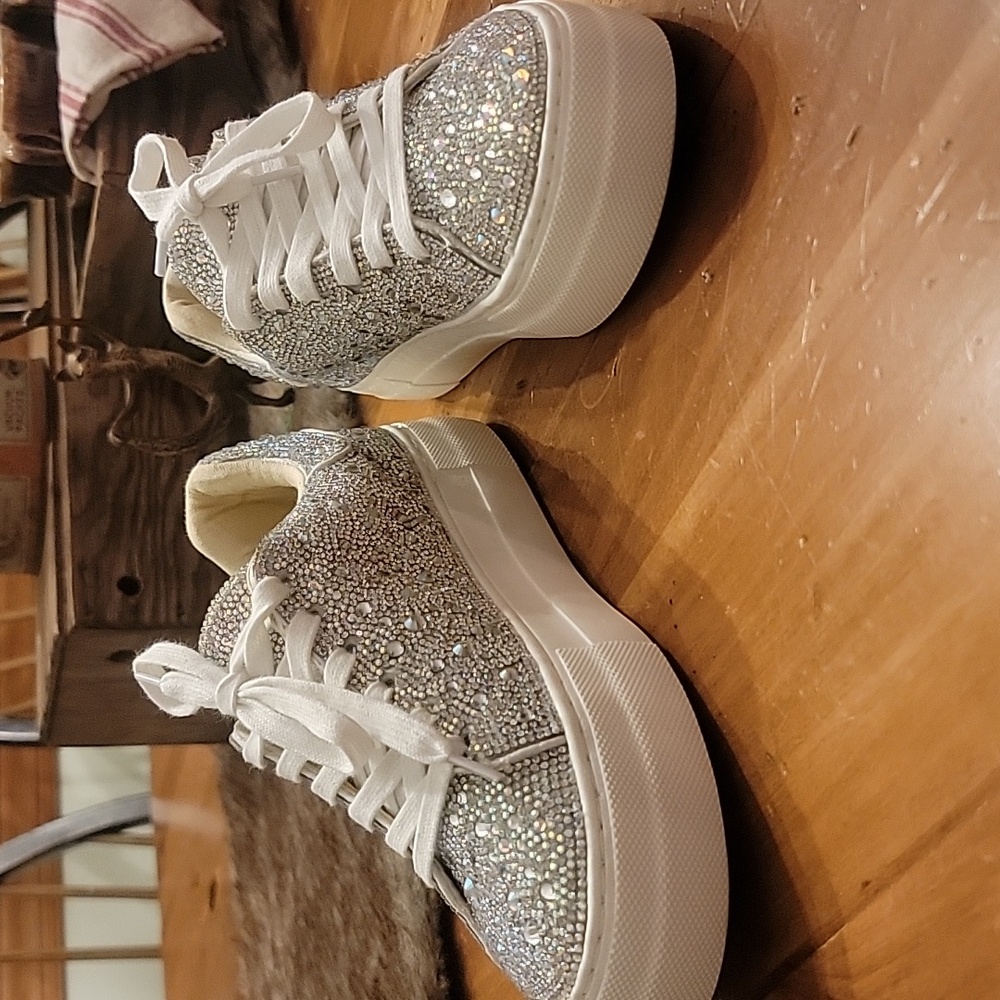 Betsey Johnson Sidny Platform